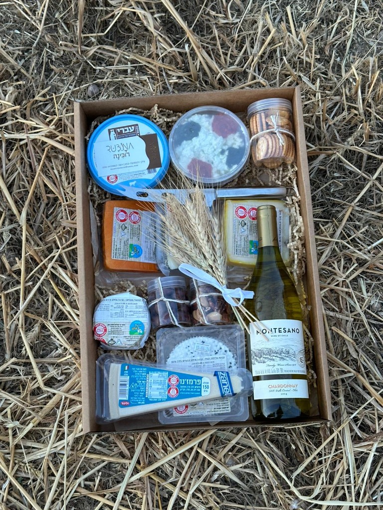 מארז רובינה סגור עם סרט — מוכן למתנה